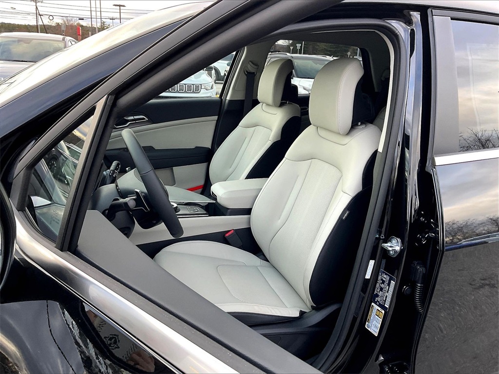 2026 Kia Sportage Hybrid EX - Photo 11