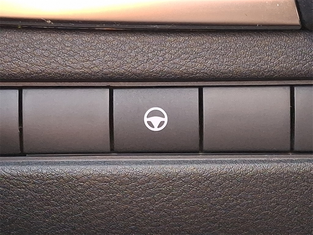 2023 Nissan Rogue SV - Photo 25