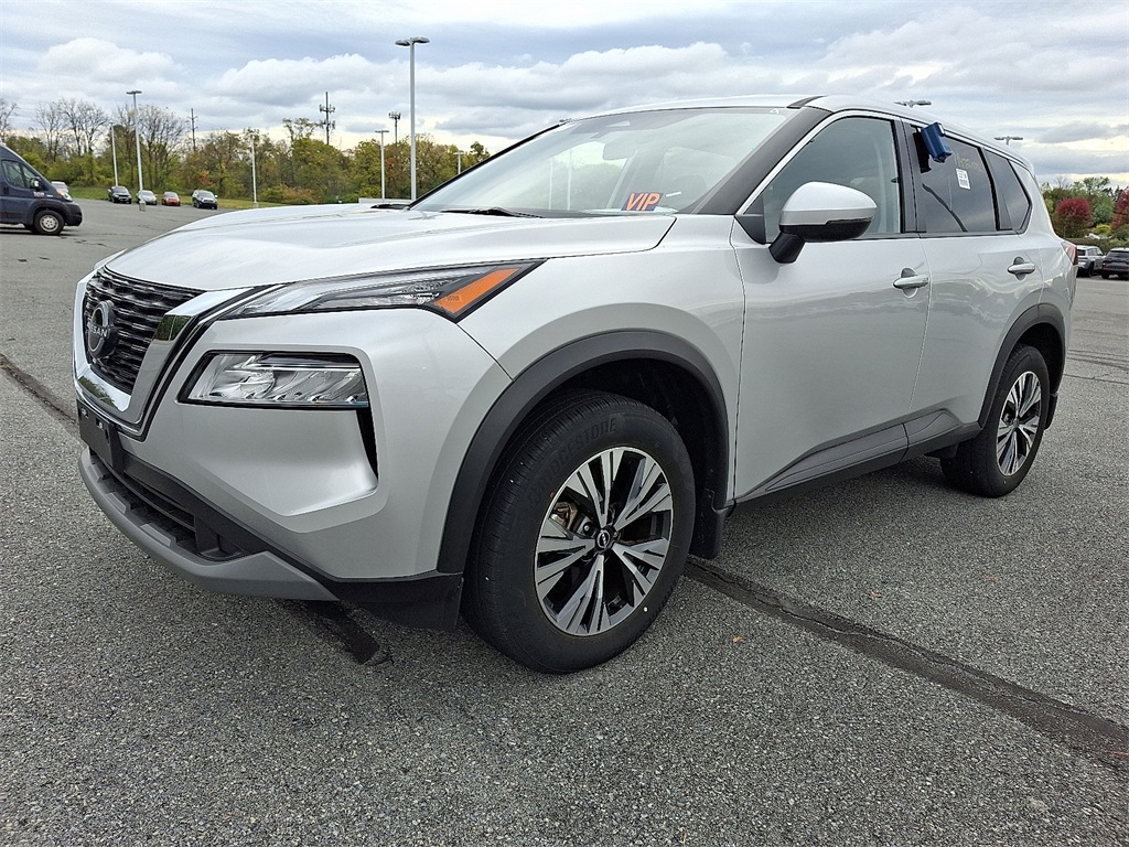 2023 Nissan Rogue SV - Photo 3