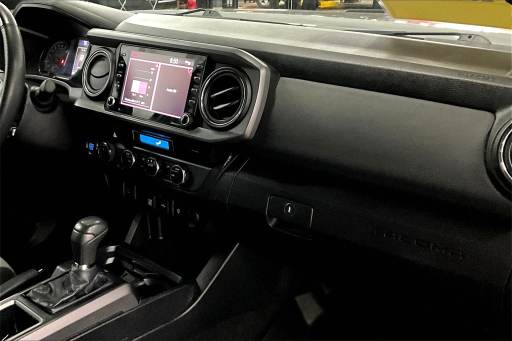 2021 Toyota Tacoma SR5 - Photo 14
