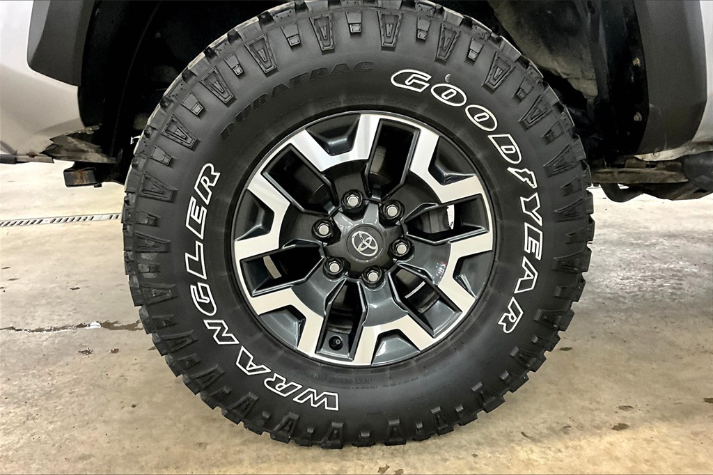 2021 Toyota Tacoma SR5 - Photo 7