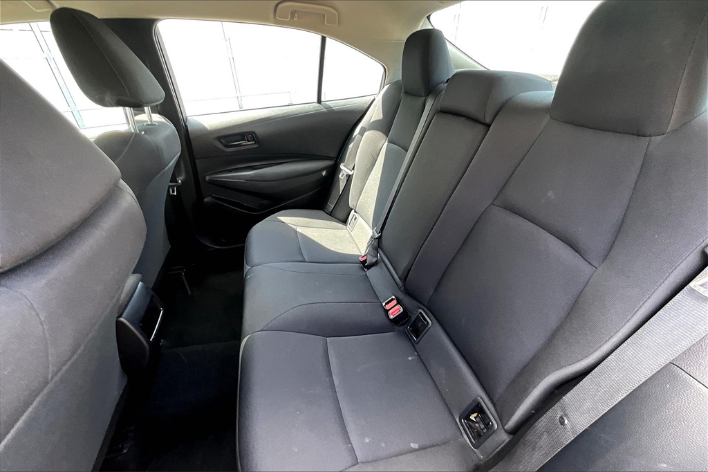 2022 Toyota Corolla LE - Photo 15