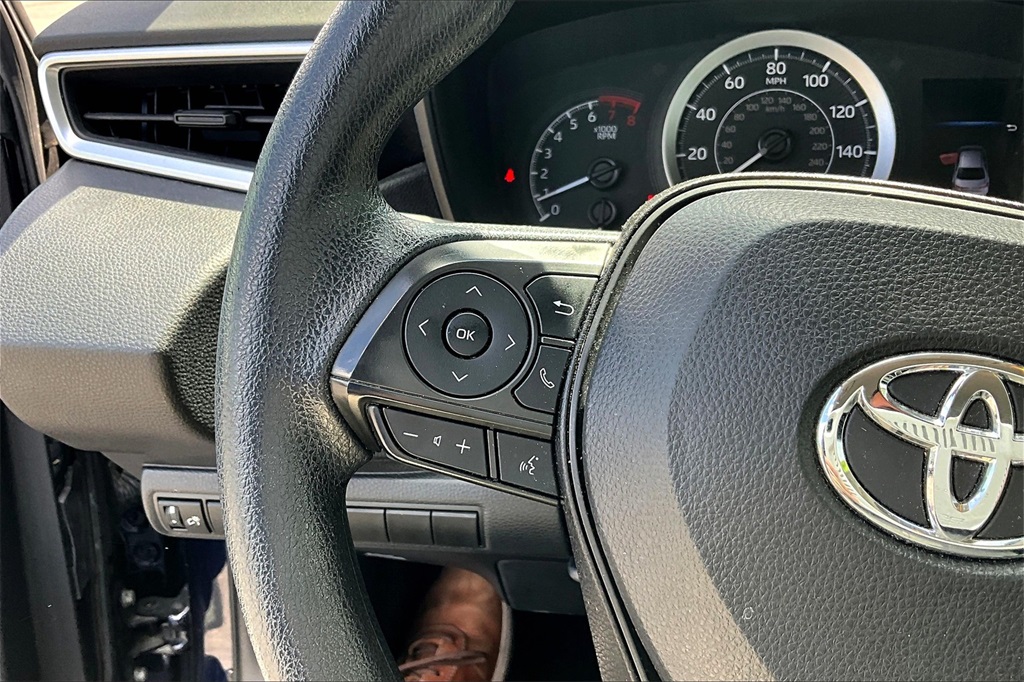 2022 Toyota Corolla LE - Photo 22