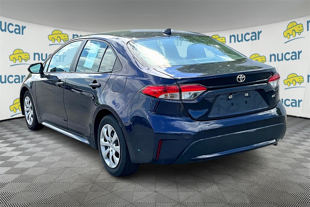2022 Toyota Corolla LE - Photo 4