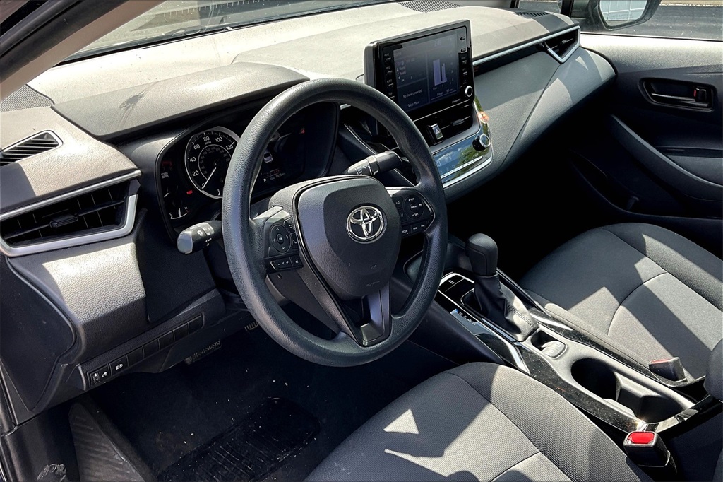 2022 Toyota Corolla LE - Photo 8