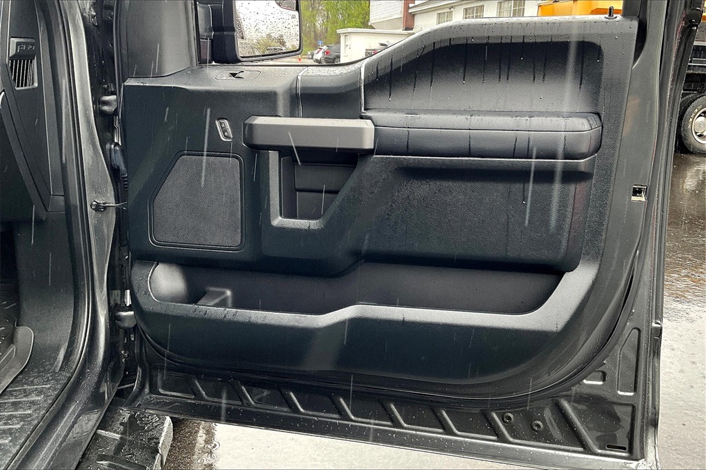 2020 Ford F-150 XLT - Photo 25