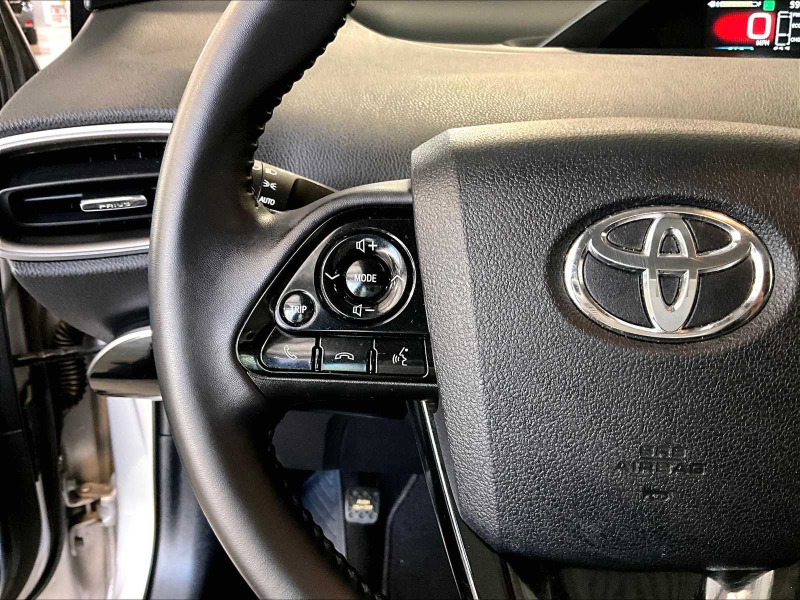 2020 Toyota Prius Prime XLE - Photo 23