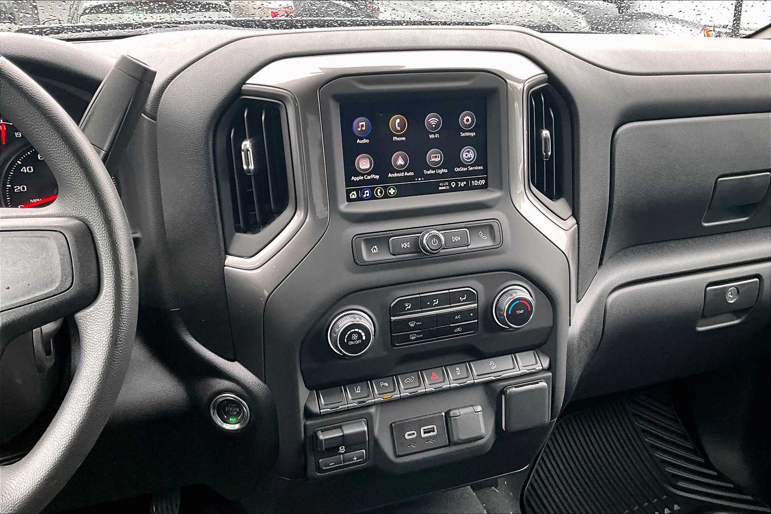 2025 Chevrolet Silverado 2500HD Custom - Photo 13