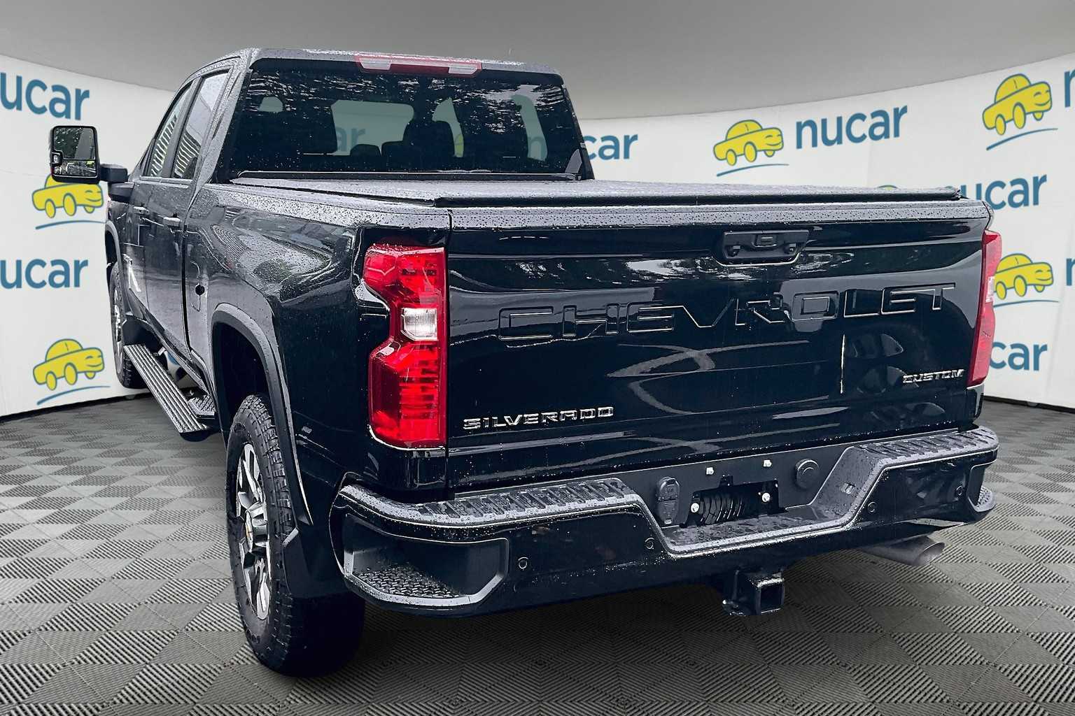 2025 Chevrolet Silverado 2500HD Custom - Photo 5