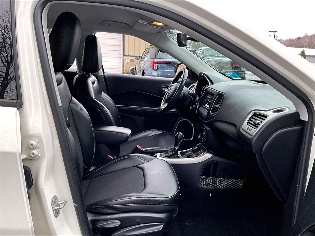 2021 Jeep Compass Latitude - Photo 14