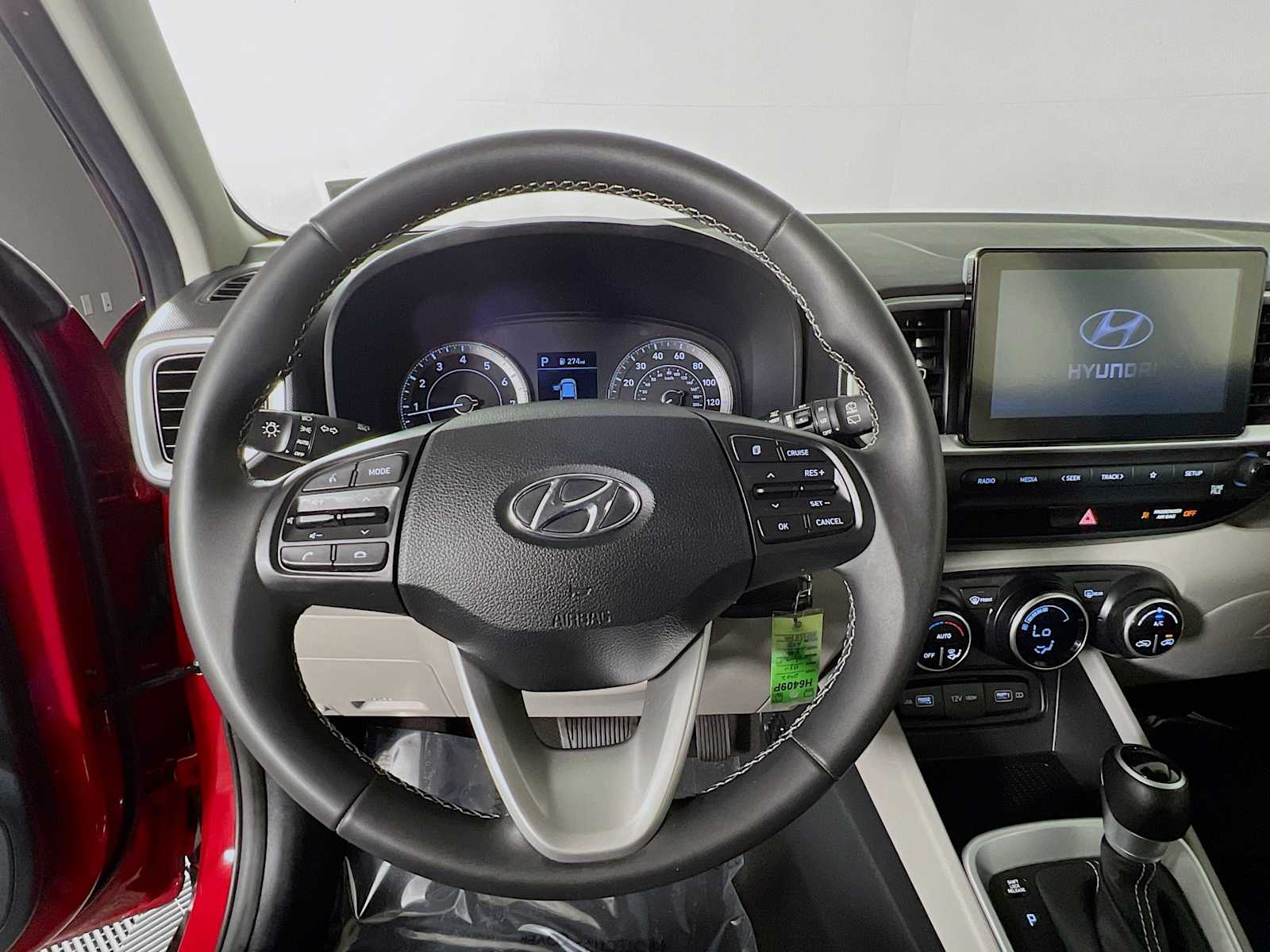 2022 Hyundai Venue SEL - Photo 11