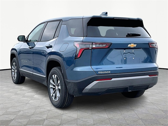 2026 Chevrolet Equinox LT - Photo 4