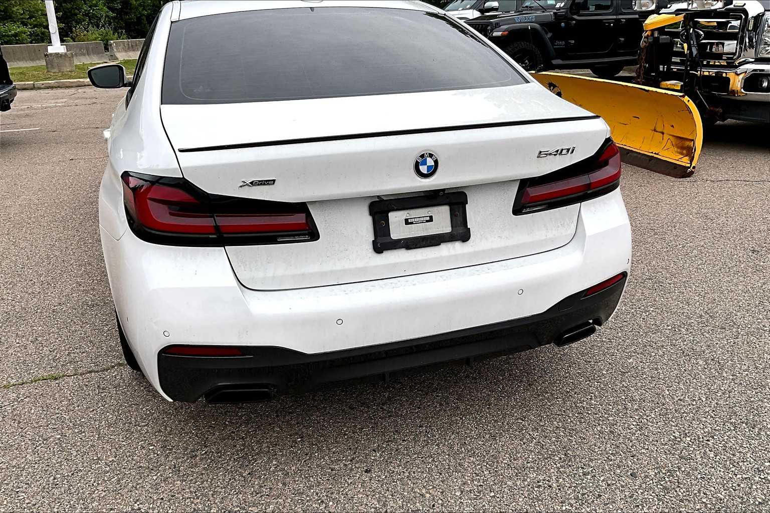 2023 BMW 5 Series 540i xDrive - Photo 7
