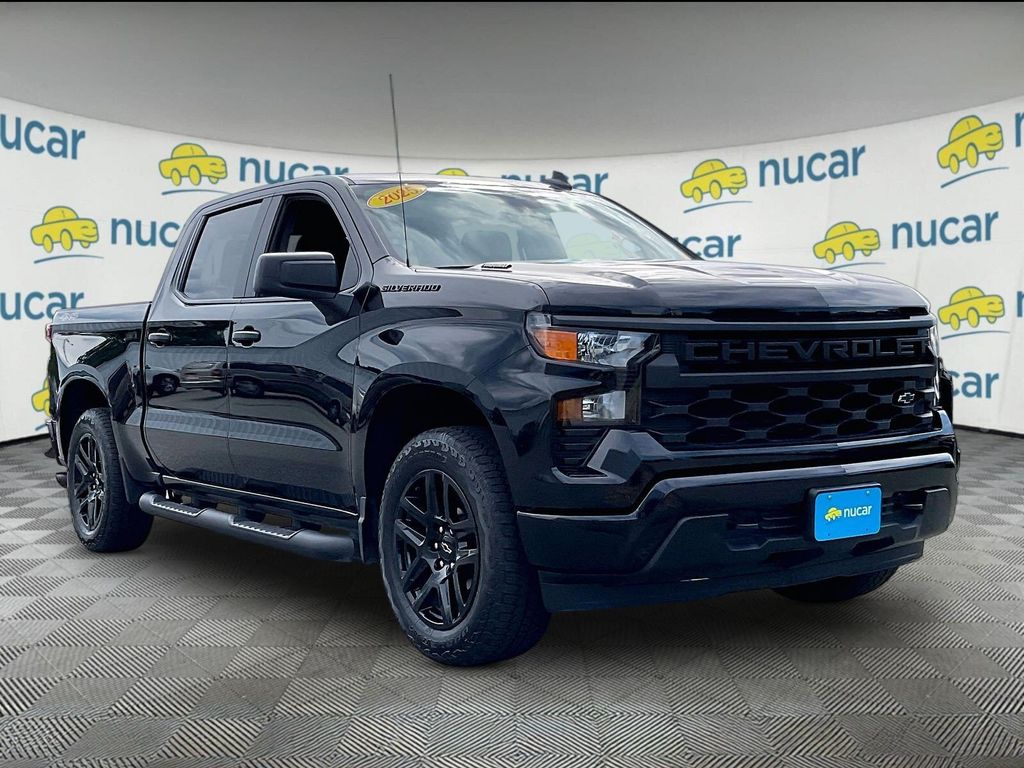 2025 Chevrolet Silverado 1500 Custom