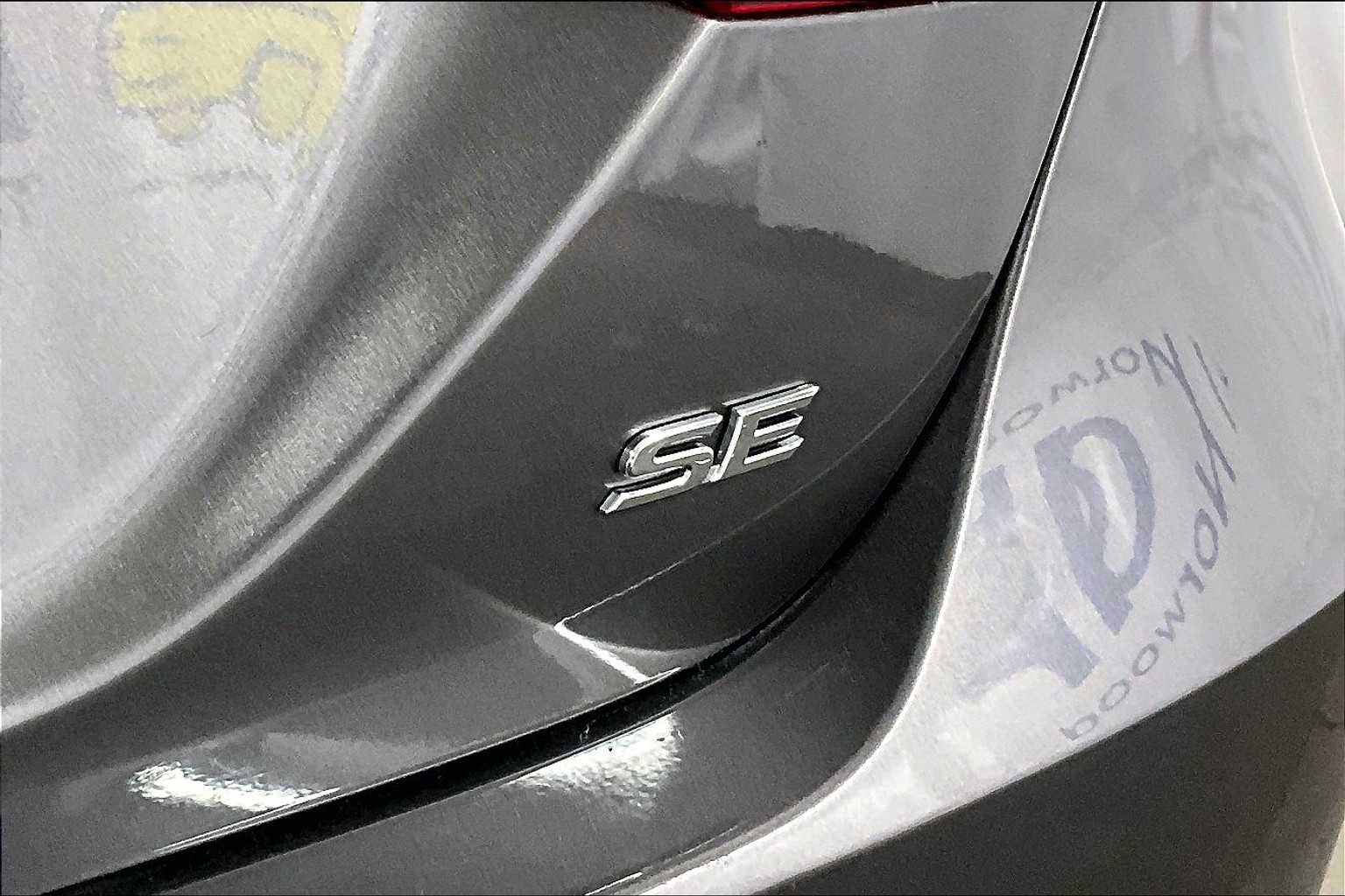 2023 Toyota Camry SE - Photo 27