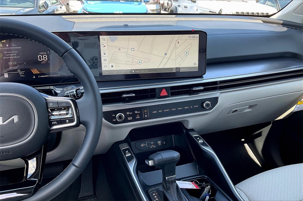 2025 Kia Sorento S - Photo 13