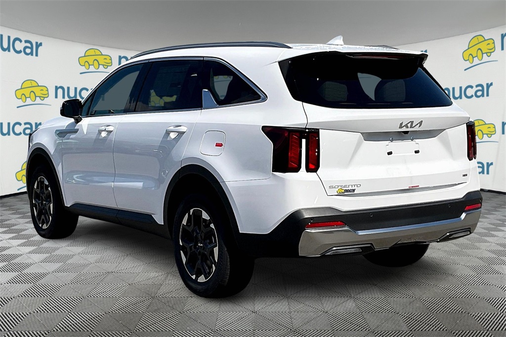 2025 Kia Sorento S - Photo 5