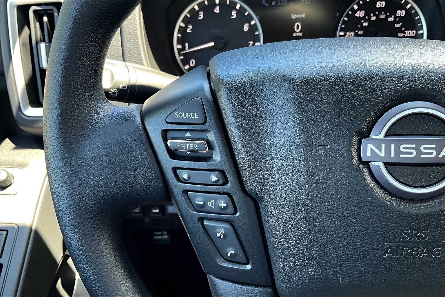 2025 Nissan Frontier SV - Photo 22
