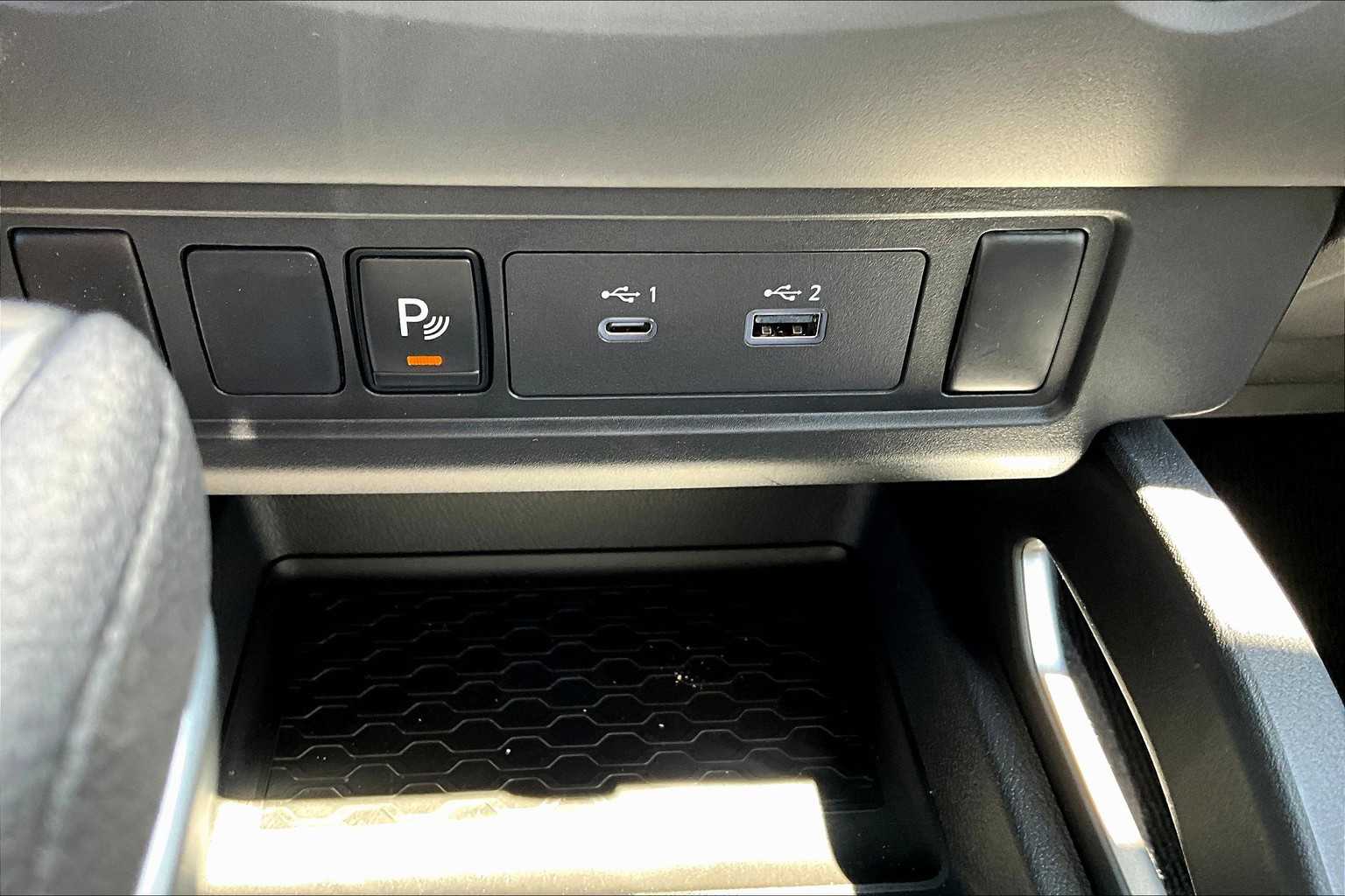 2025 Nissan Frontier SV - Photo 25