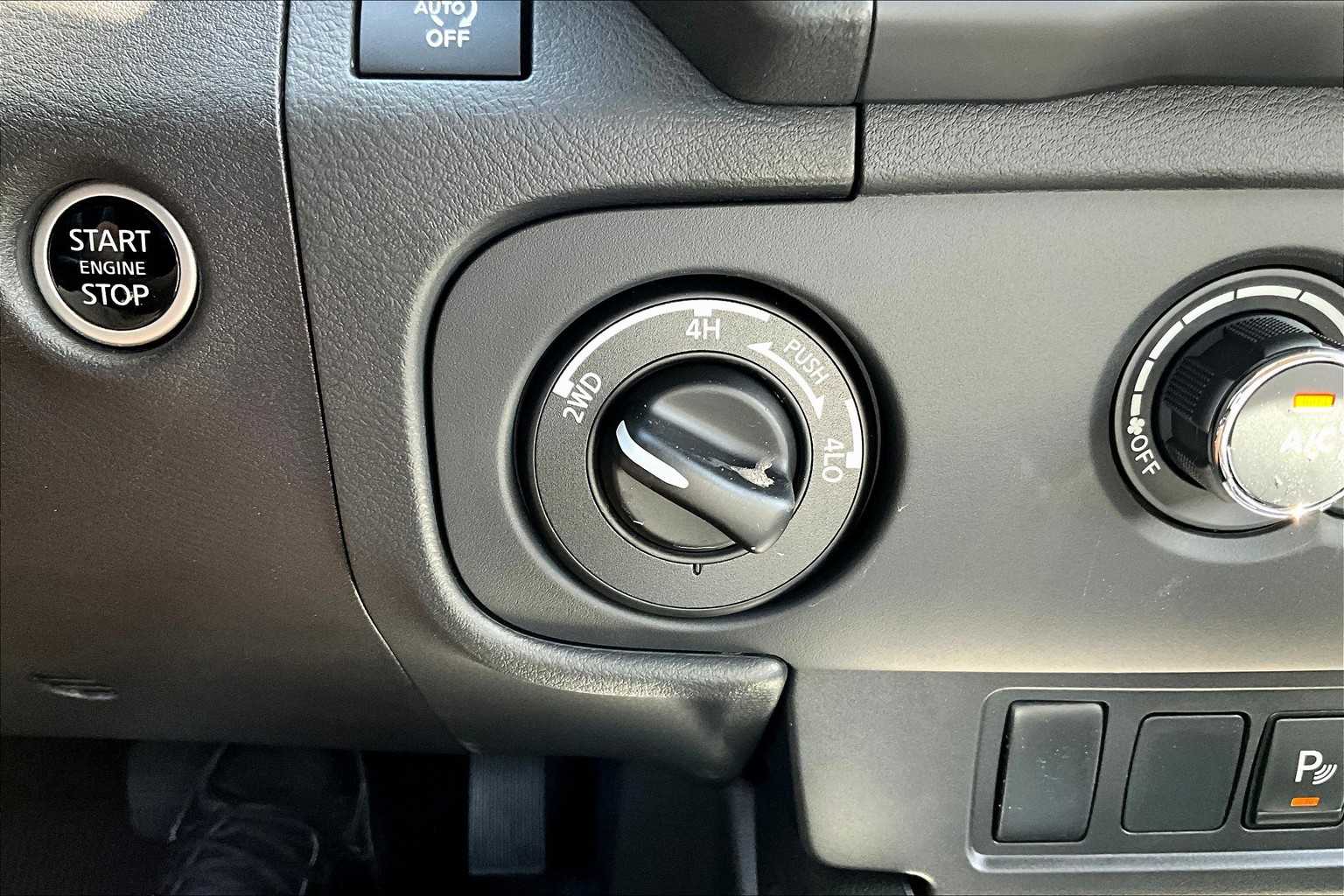 2025 Nissan Frontier SV - Photo 26