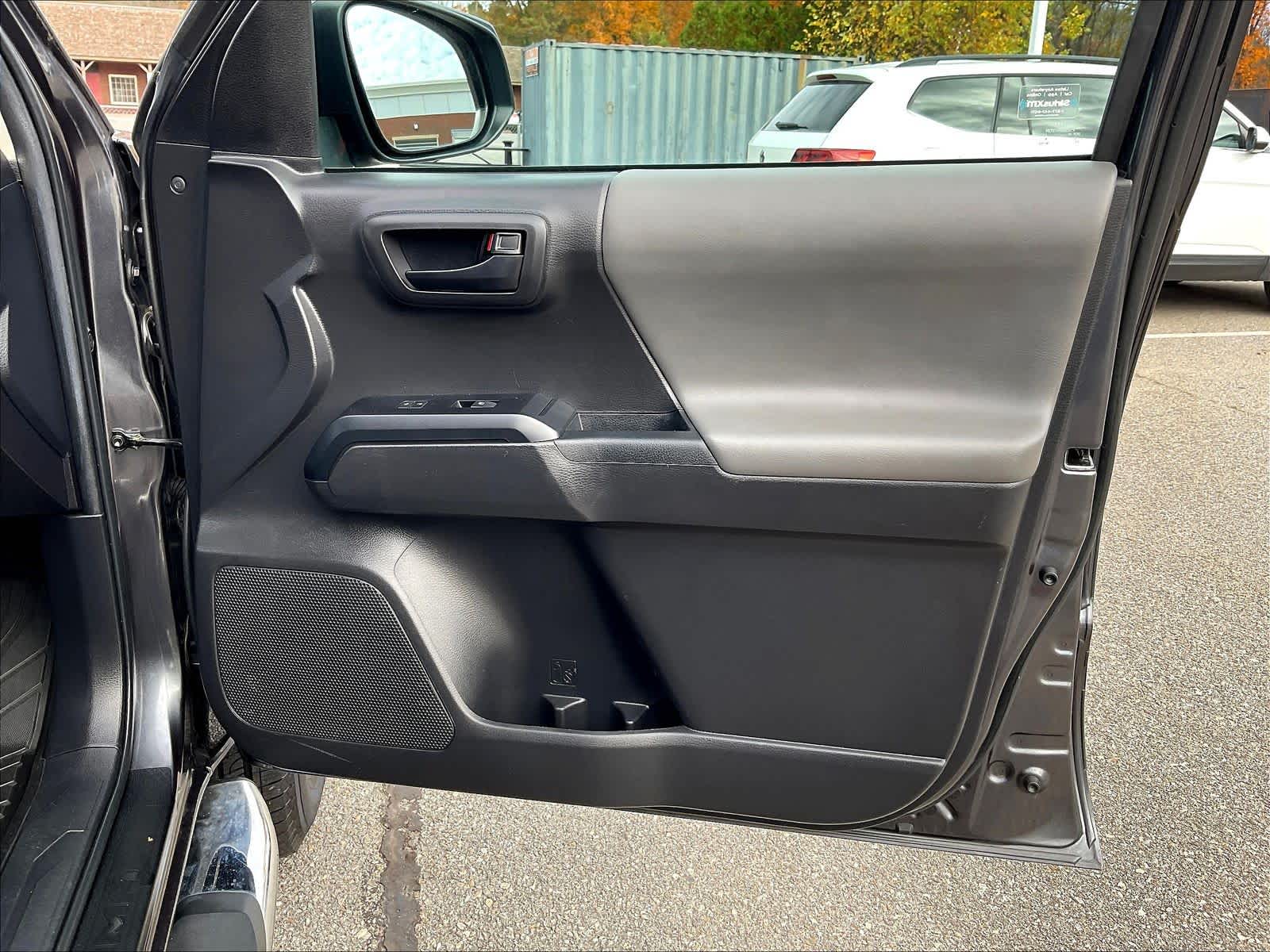 2022 Toyota Tacoma SR - Photo 12