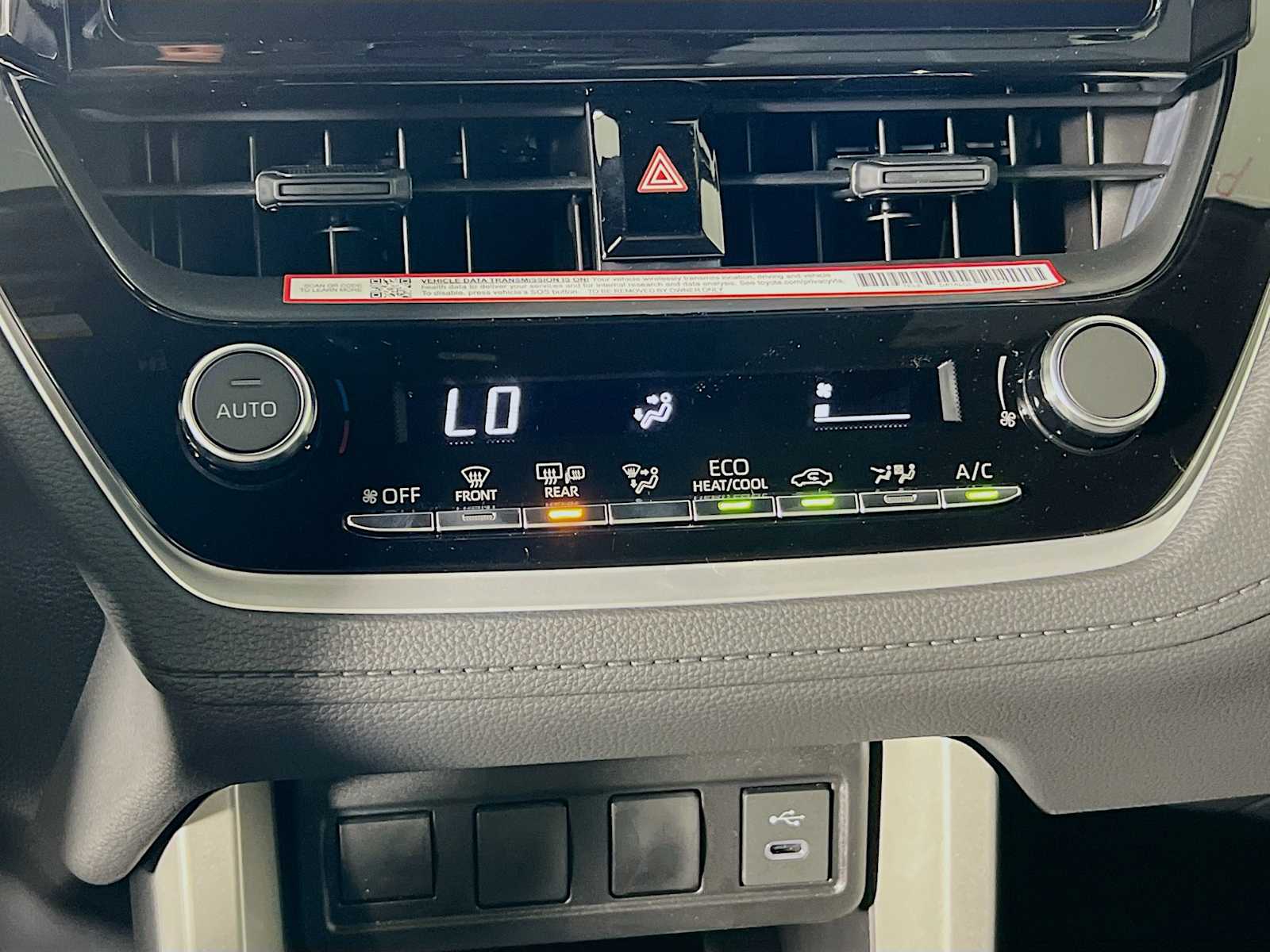 2025 Toyota Corolla Cross Hybrid SE - Photo 10