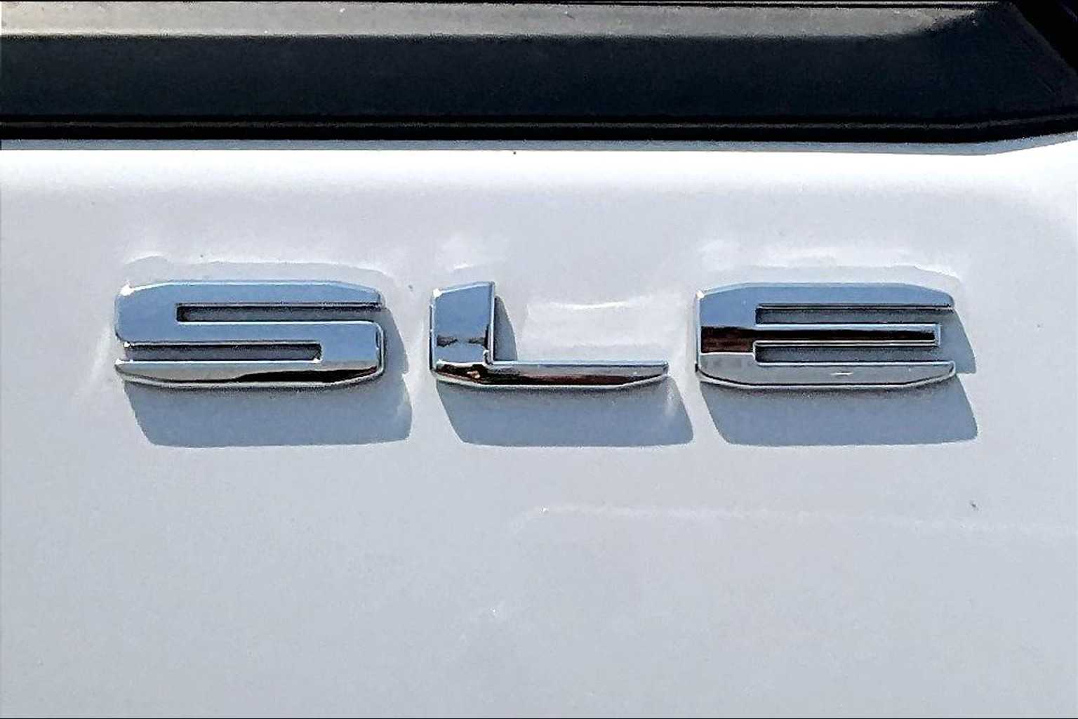 2022 GMC Terrain SLE - Photo 27