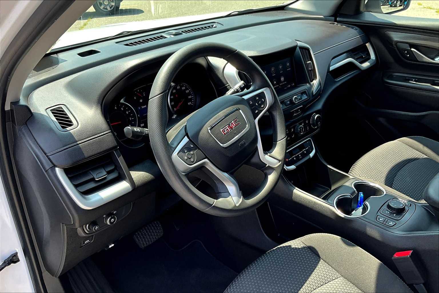 2022 GMC Terrain SLE - Photo 8