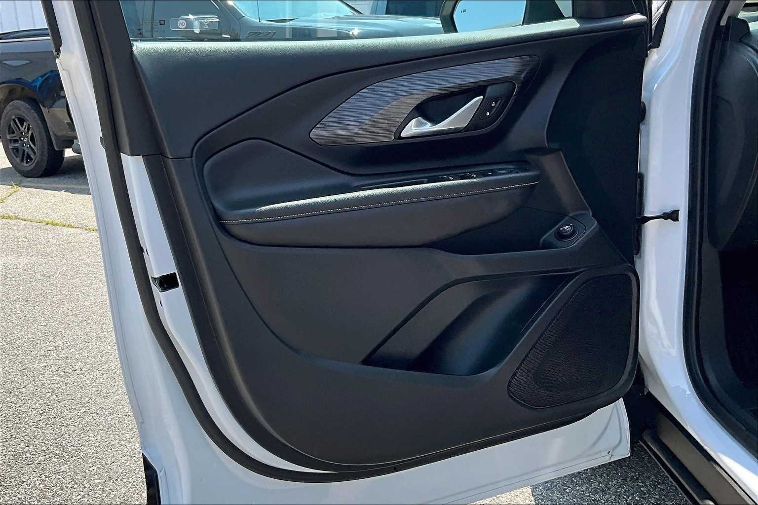 2022 GMC Terrain SLE - Photo 9