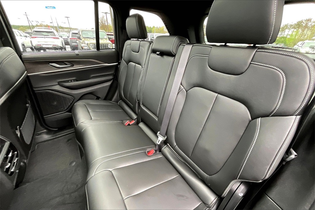 2025 Jeep Grand Cherokee Limited - Photo 15