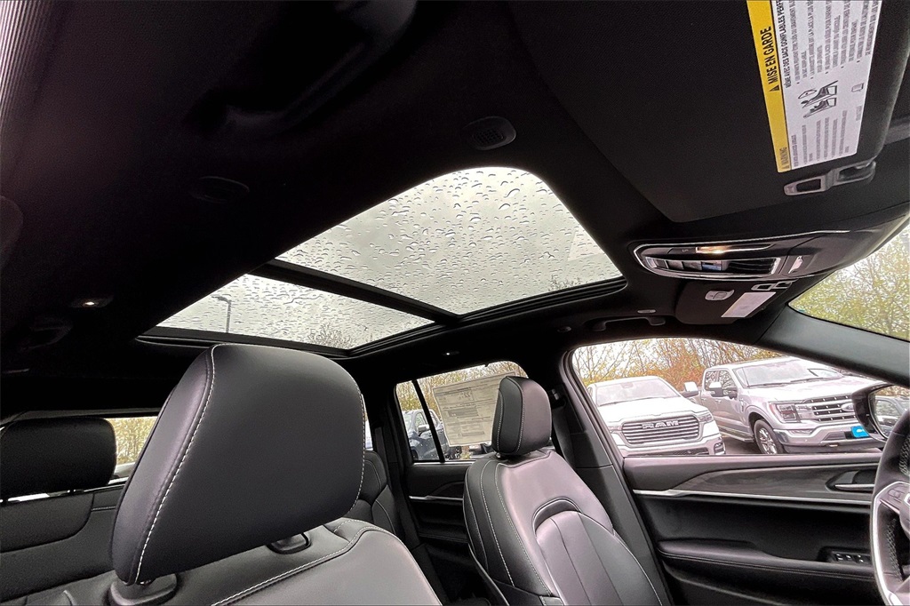 2025 Jeep Grand Cherokee Limited - Photo 18