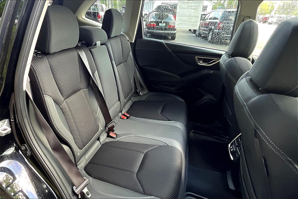 2022 Subaru Forester Premium - Photo 19