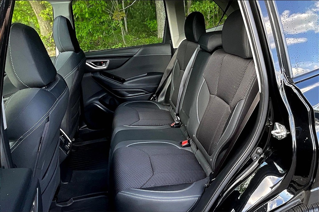2022 Subaru Forester Premium - Photo 25