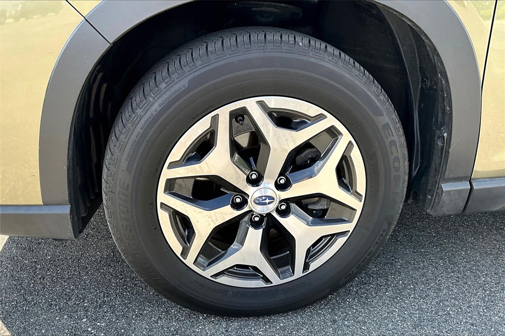 2023 Subaru Forester Premium - Photo 7