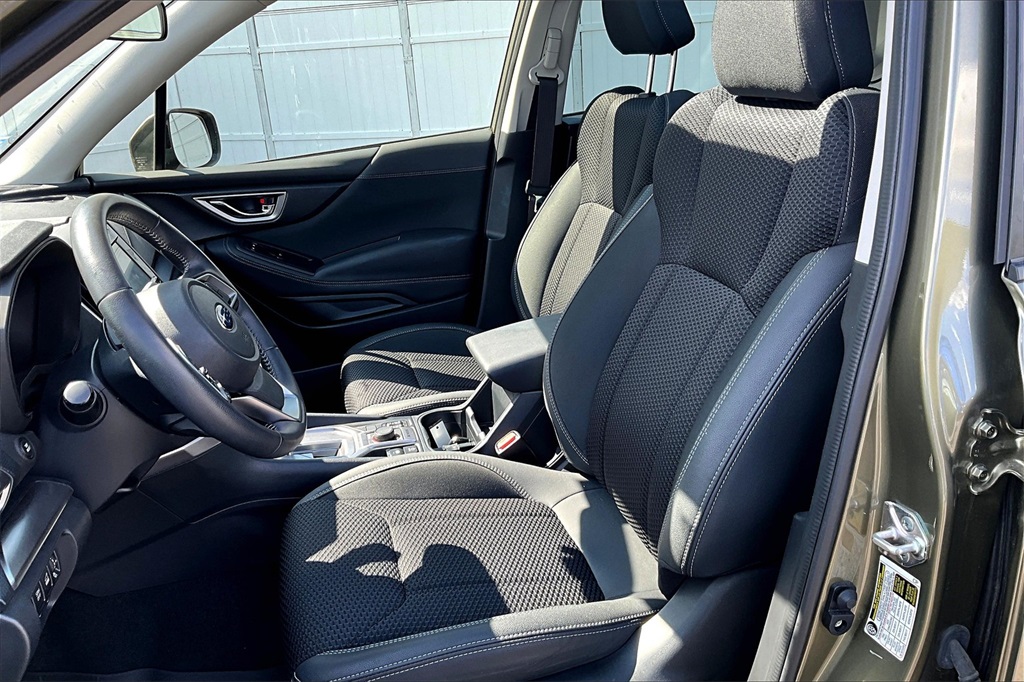 2023 Subaru Forester Premium - Photo 10