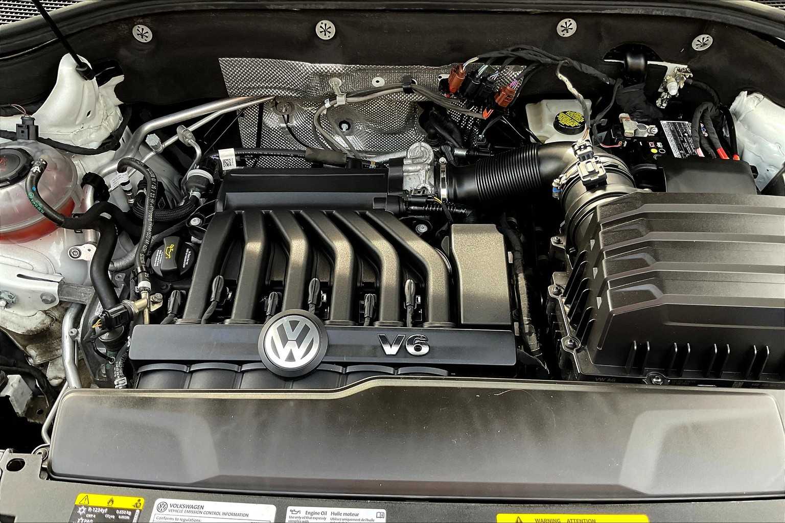 2023 Volkswagen Atlas 3.6L V6 SE w/Technology - Photo 20