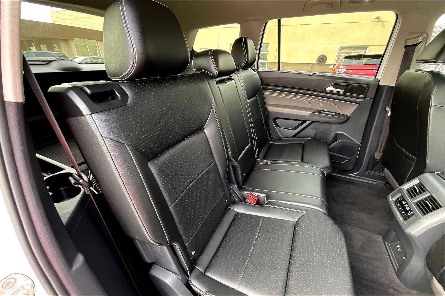 2023 Volkswagen Atlas 3.6L V6 SE w/Technology - Photo 24