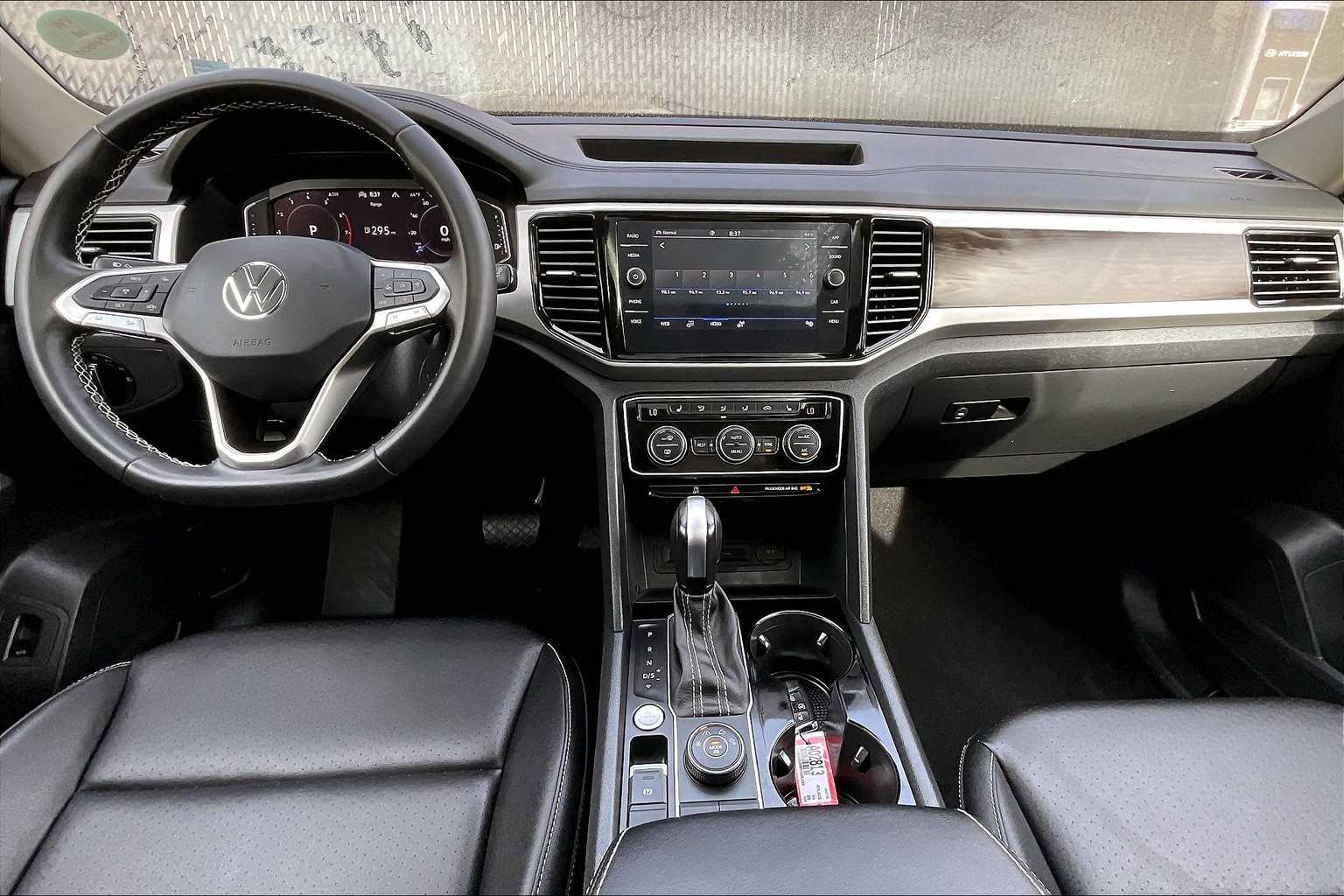 2023 Volkswagen Atlas 3.6L V6 SE w/Technology - Photo 27