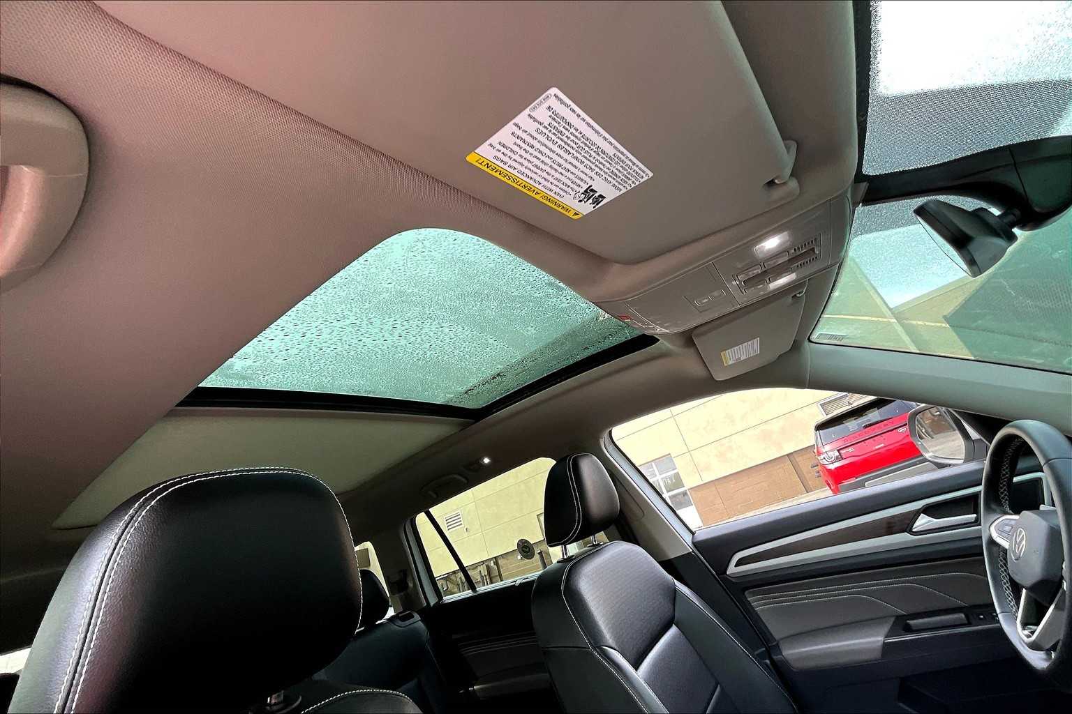 2023 Volkswagen Atlas 3.6L V6 SE w/Technology - Photo 28