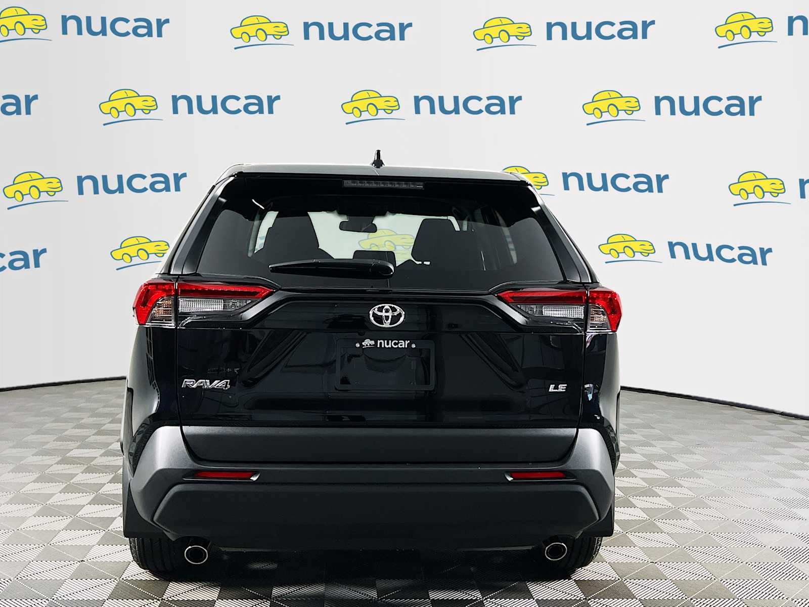 2025 Toyota RAV4 LE - Photo 5