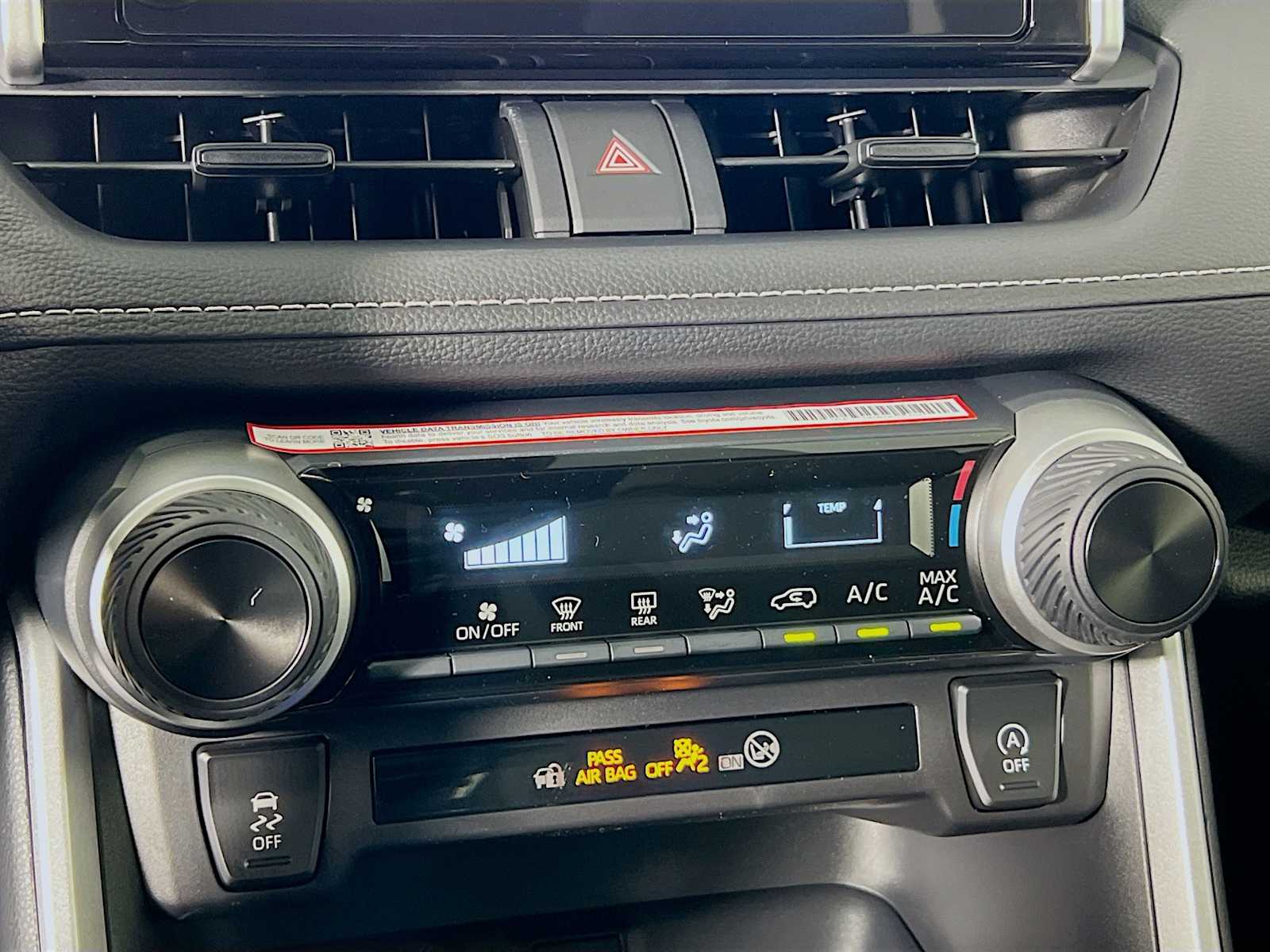 2025 Toyota RAV4 LE - Photo 10