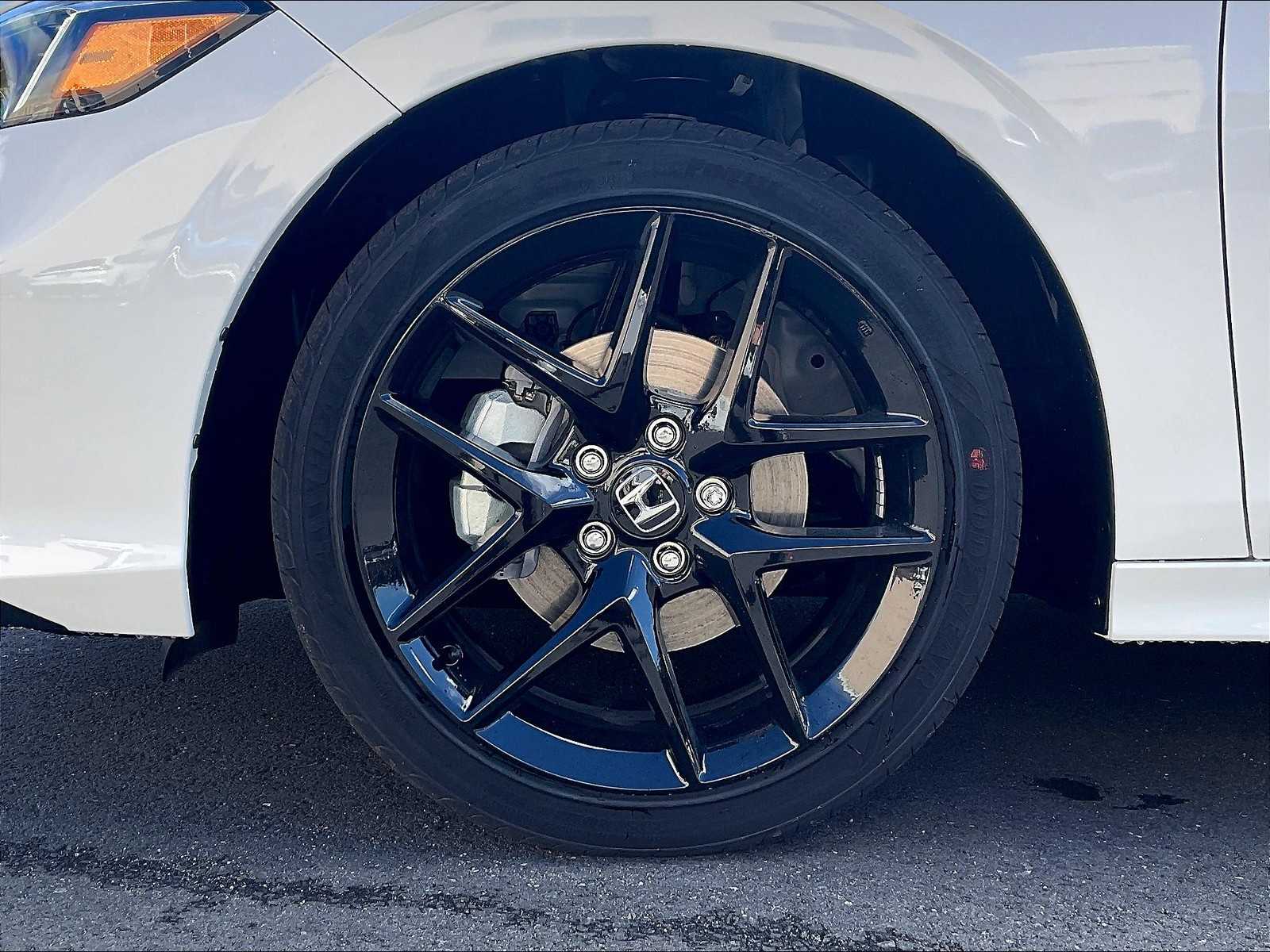 2026 Honda Civic Hybrid Sport - Photo 8