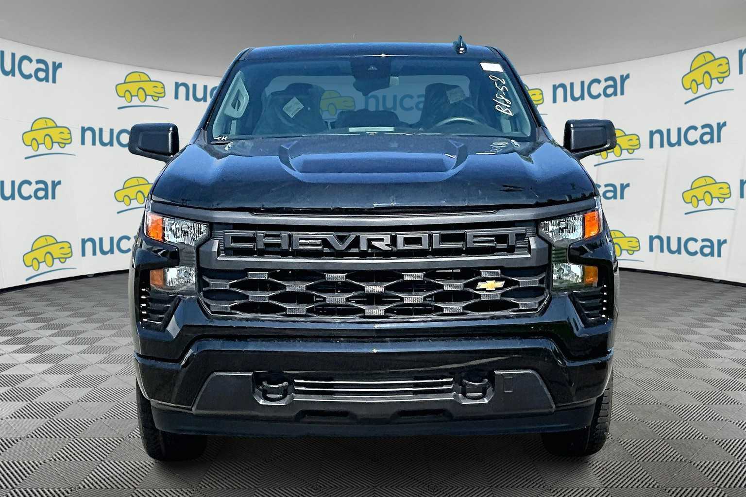 2025 Chevrolet Silverado 1500 Custom - Photo 3