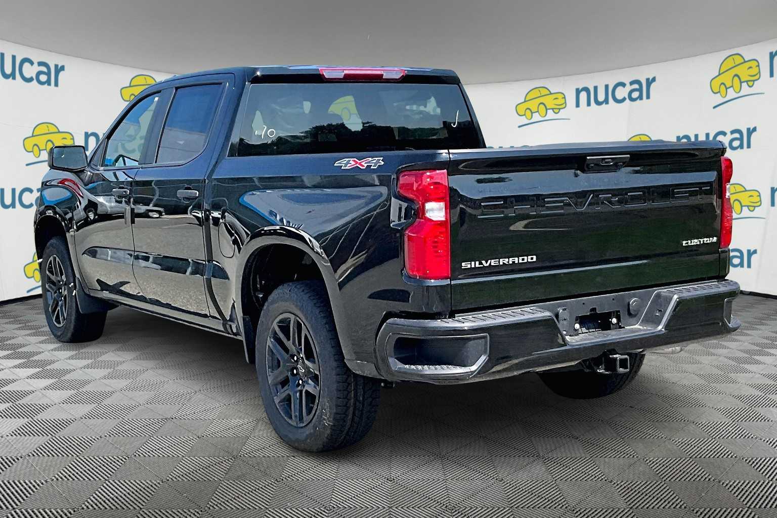 2025 Chevrolet Silverado 1500 Custom - Photo 5