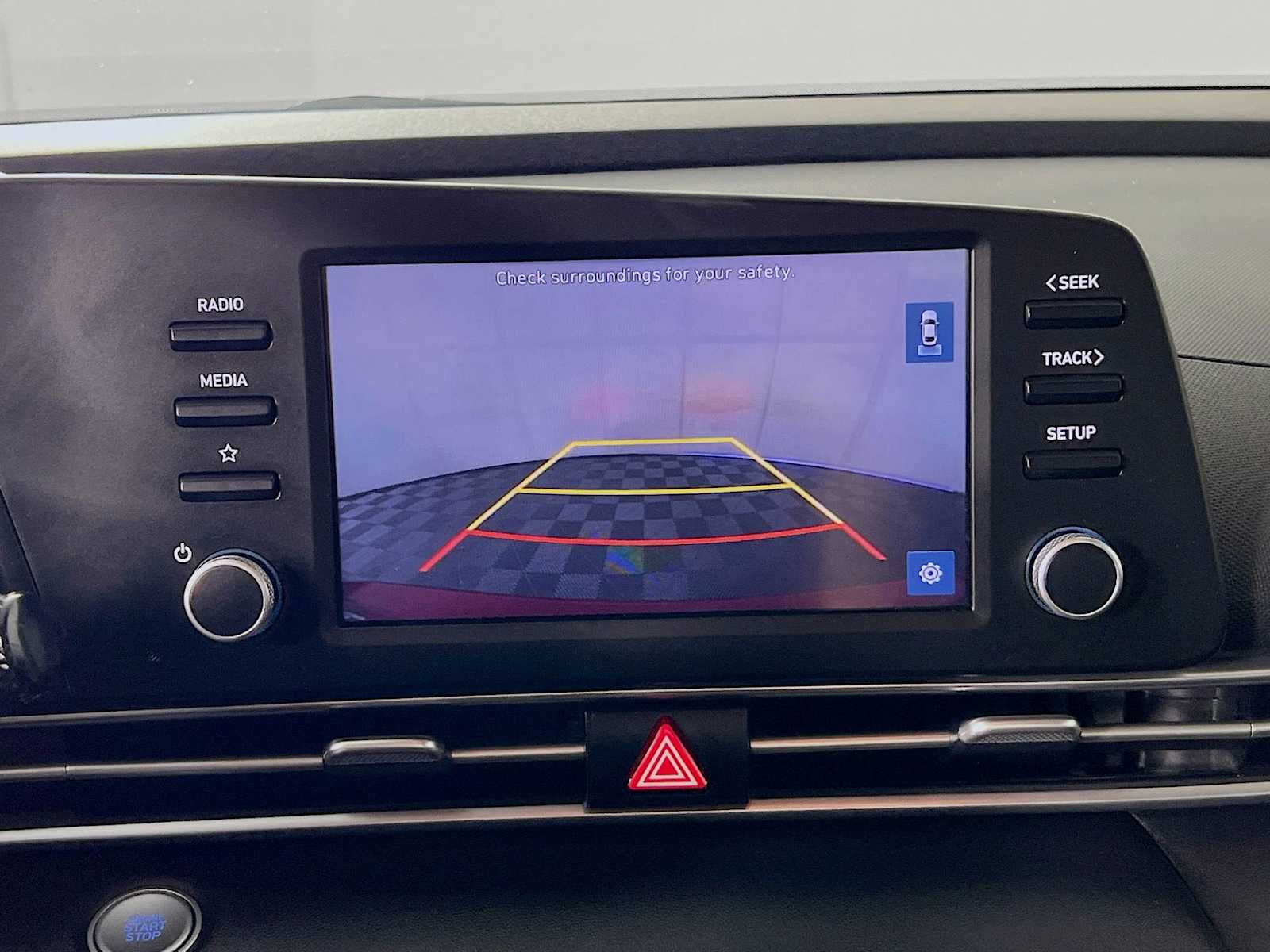 2023 Hyundai Elantra SEL - Photo 13