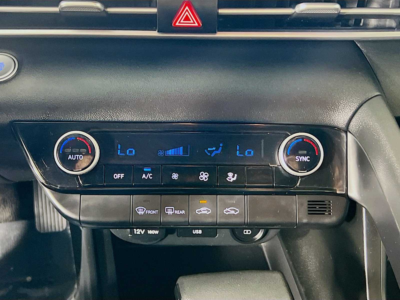 2023 Hyundai Elantra SEL - Photo 15