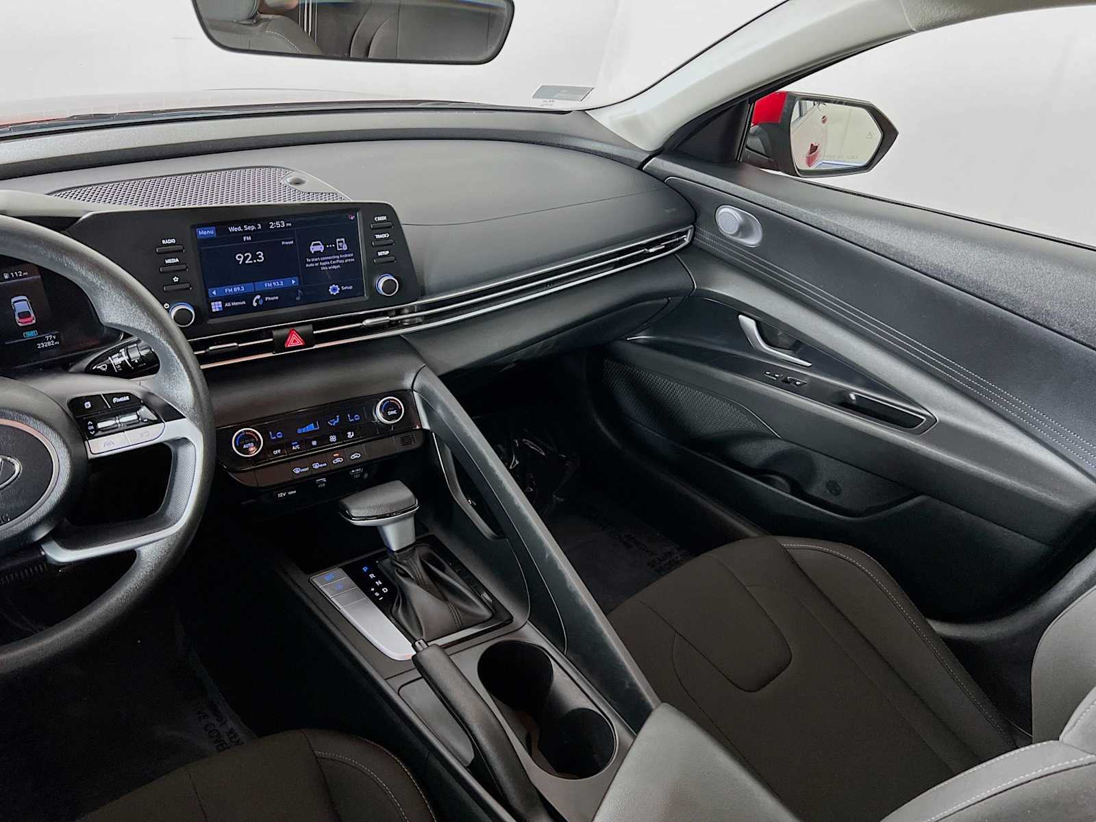 2023 Hyundai Elantra SEL - Photo 22