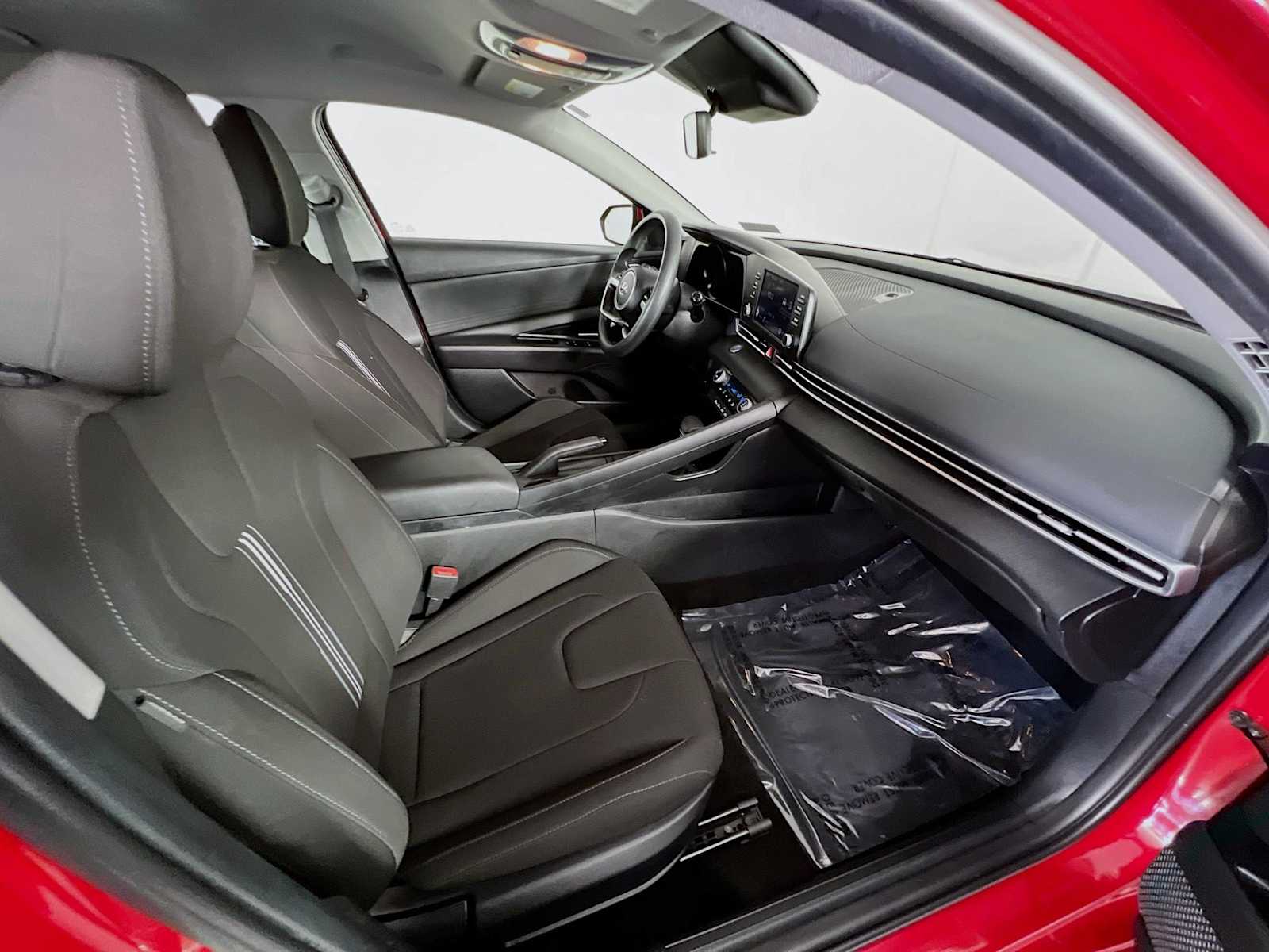 2023 Hyundai Elantra SEL - Photo 26
