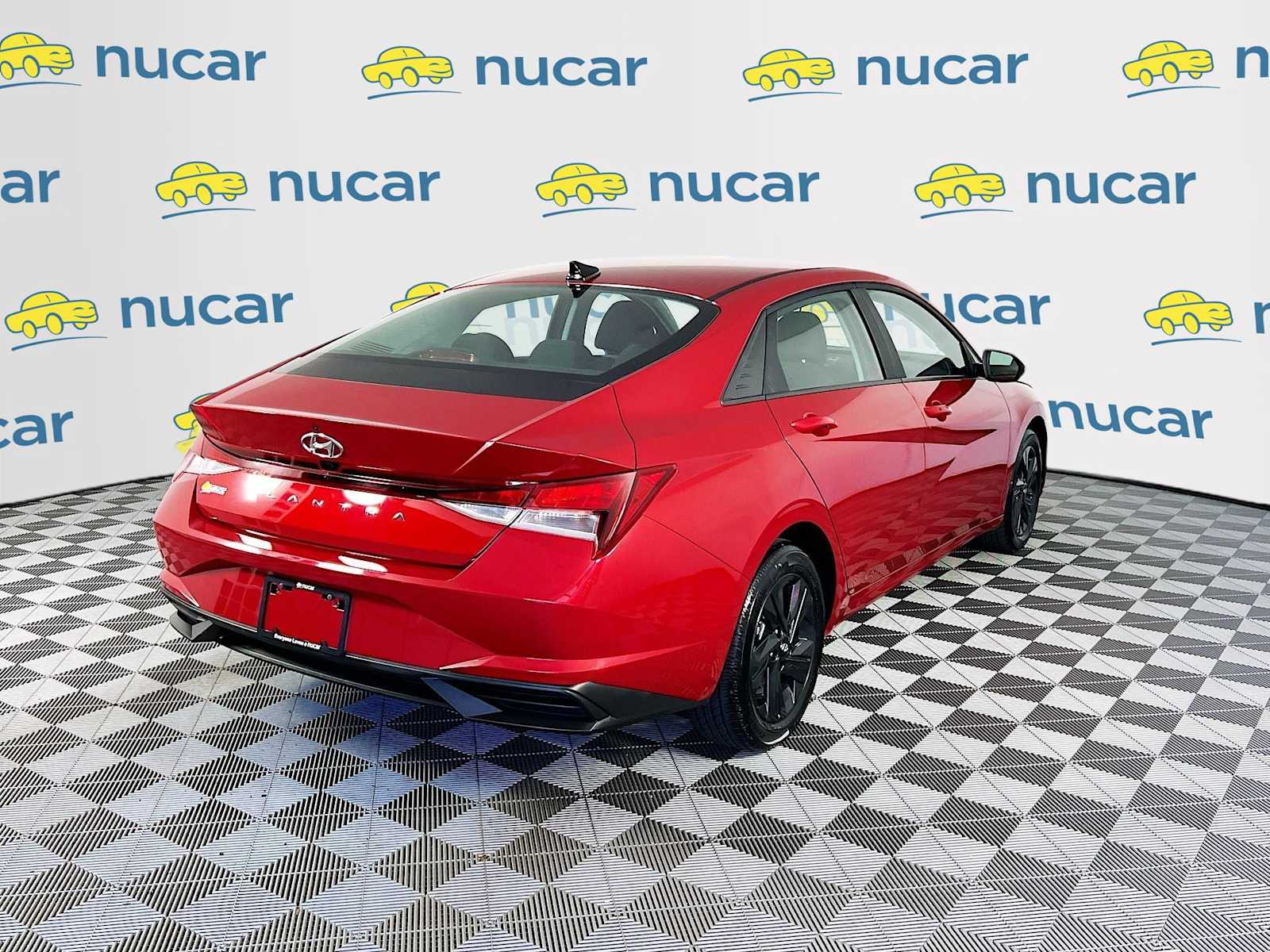 2023 Hyundai Elantra SEL - Photo 7