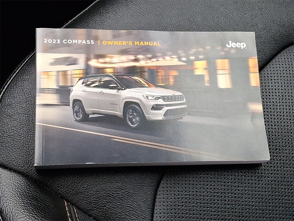 2023 Jeep Compass Latitude Lux - Photo 26